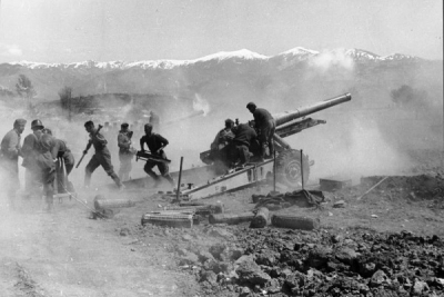 Στις 12 Νοεμβρίου 1940 ο Χίτλερ παίρνει απόφαση να εισβάλλει στην Ελλάδα