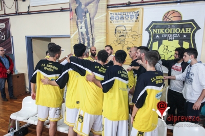 Ενός λεπτού σιγή για τον Θοδωρή Μυζίκο (pics)