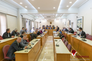 Κοινή ανακοίνωση παρατάξεων της αντιπολίτευσης του Περιφερειακού Συμβουλίου Ηπείρου: "Οι δημοσιογράφοι δεν μπορούν να στοχοποιούνται"