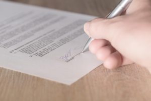 Χορός κρατικών συμβάσεων 200 εκατ. με εταιρείες συμβούλων σε έξι μήνες – Μία περίπτωση αφορά την Πρέβεζα...