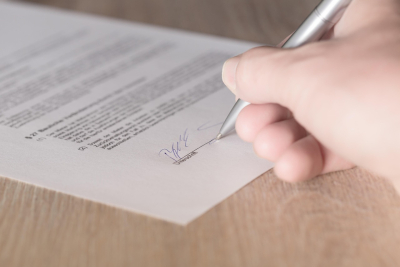 Χορός κρατικών συμβάσεων 200 εκατ. με εταιρείες συμβούλων σε έξι μήνες – Μία περίπτωση αφορά την Πρέβεζα...