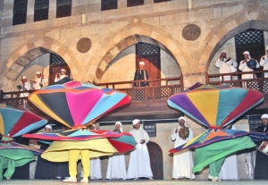 AL TANNOURA – Το συγκρότημα των περιστρεφόμενων Δερβίσηδων σήμερα στην Πρέβεζα