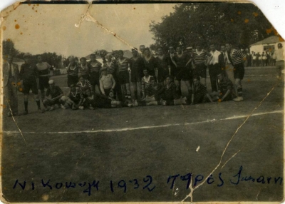 Ποδοσφαιρική αναμέτρηση Νικοπόλεως – Πύρρου Ιωαννίνων το 1932 (photo)