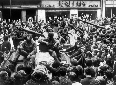 Στις 14 Μαϊου 1968 ο Ντούπτσεκ ανακοινώνει στην Τσεχοσλοβακία φιλελεύθερα μέτρα