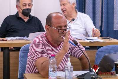 Κωστόγιαννης για τους 15 πύργους της ναυαγοσωστικής κάλυψης: “Πληρώσαμε δύο φορές για το ίδιο πράγμα;”