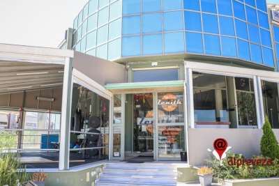 Χριστουγεννιάτικες ευχές από το Zenith Workout Club στην Πρέβεζα