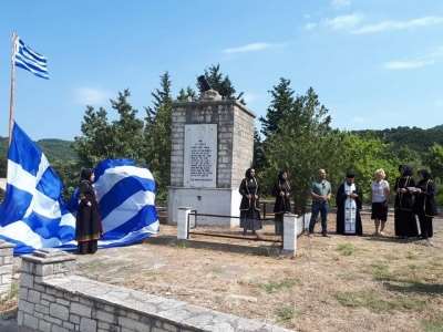 Η Επιτροπή ΠΡΕΒΕΖΑ 1821-2021 «ΙΣΤΟΡΙΑ-ΜΝΗΜΗ-ΕΛΕΥΘΕΡΙΑ» διοργάνωσε εκδήλωση μνήμης στο Μνημείο των Σουλιωτών στα Ριζά
