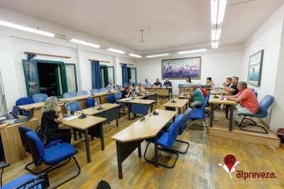 Αποχώρηση Ροπόκη από το δημοτικό συμβούλιο με “καρφιά” για τον Ζέρβα