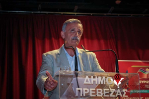 Αιχμές του Μ. Κλάπα προς Γ. Νίτσα με αφορμή την προτομή Τσακαλώτου