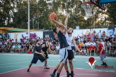 Δυνατές μονομαχίες και στη 2η ημέρα του 7ου Preveza 3on3 (photos+video)
