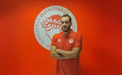 Στα "ερυθρόλευκα" ο Δημήτρης Ζήσης