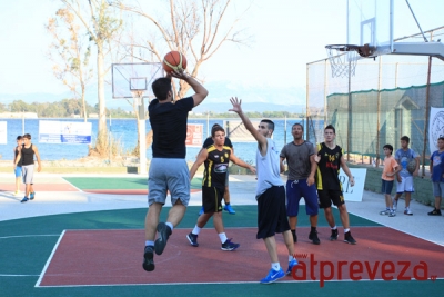 Basket-mania... στο Κολυμβητήριο της Πρέβεζας (pics)