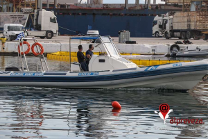 Προσάραξη σκάφους εντός του Αμβρακικού Κόλπου - Μεταφέρθηκε στο λιμάνι της Πρέβεζας
