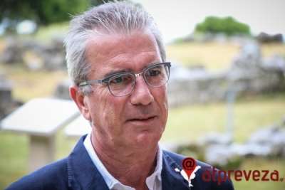 Στράτος Ιωάννου στο atpreveza.gr:"Βαρεθήκαμε να μας έρχονται οι «μεσσίες» από την Αθήνα, προς τη δύση της καριέρας τους να μας σώσουν"