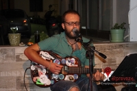 Ξεκίνησε το μουσικό τριήμερο με τον τραγουδοποιό Βασίλη Ράλλη στο cafe&#039; “Όασις” στην Πρέβεζα