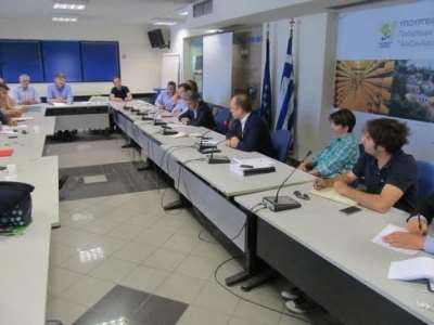 Συνάντηση κλιμακίου βουλευτών και προέδρων Ο.Ε.Β. με τον Γ.Γ. Αγροτικής Πολιτικής, κ. Κασίμη
