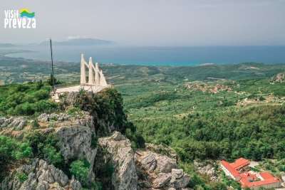 Εξόρμηση στο Ζάλλογγο και κοπή πίτας για τον Ορειβατικό Σύλλογο Πρέβεζας