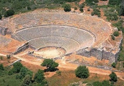 «Λουκέτο»... διαρκείας στο Αρχαίο Θέατρο της Δωδώνης